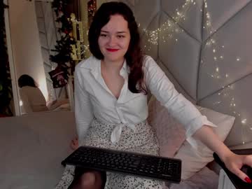 Camillaadrian January 12, 2025 Chaturbate stream image