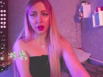 Holly_Molly8 stream photo from January 12, 2025