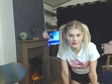 Enchanting_English_Evelyn January 12, 2025 Chaturbate stream image