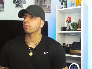 Darius_Phoenix January 12, 2025 Chaturbate stream image