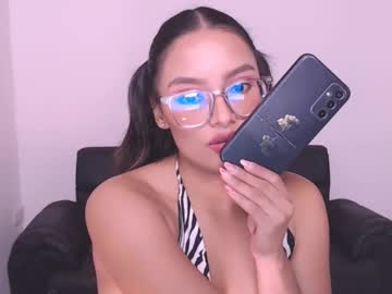 Eve_Rox18 January 13, 2025 Chaturbate stream image