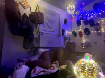Canieatu410 January 13, 2025 Chaturbate stream image
