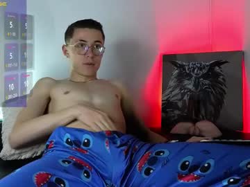 Elian_Cooper18 January 13, 2025 Chaturbate stream image