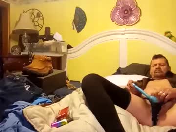 Freakytweaky1 January 14, 2025 Chaturbate stream image