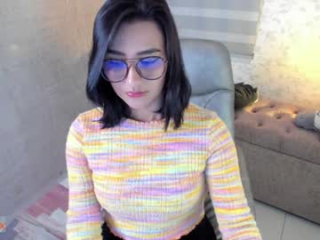 Martiiinaa_ January 15, 2025 Chaturbate stream image