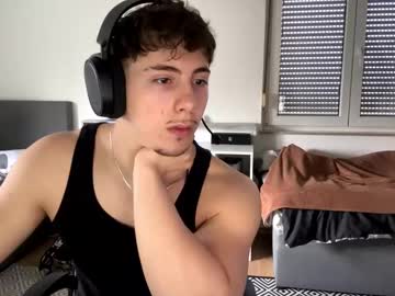 Musclejunge18 January 15, 2025 Chaturbate stream image