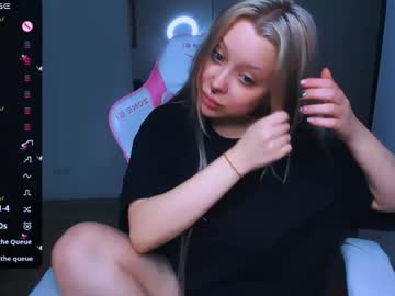 Monalauu January 15, 2025 Chaturbate stream image