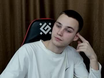 Robert10211 January 15, 2025 Chaturbate stream image