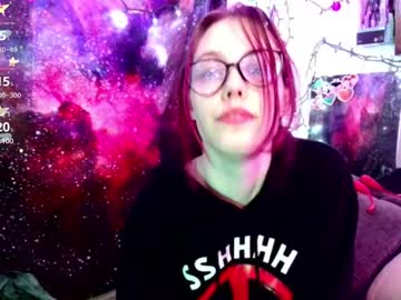 Everlyester January 16, 2025 Chaturbate stream image