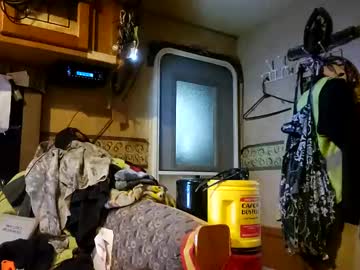 Brushsquach January 16, 2025 Chaturbate stream image