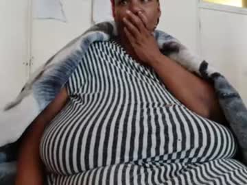 Tinagiant January 16, 2025 Chaturbate stream image
