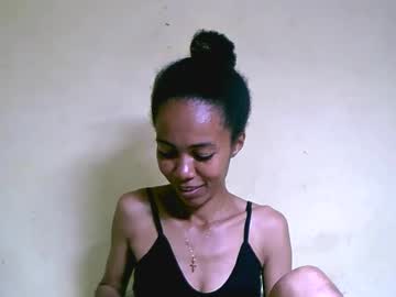 Caroline151047 January 17, 2025 Chaturbate stream image