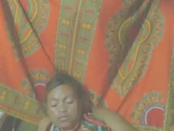 Carinesexy69 January 17, 2025 Chaturbate stream image