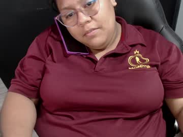 Angy_Ro12 January 17, 2025 Chaturbate stream image