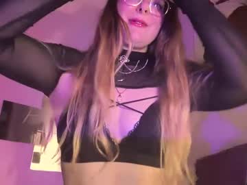 Elysia_Buns January 18, 2025 Chaturbate stream image