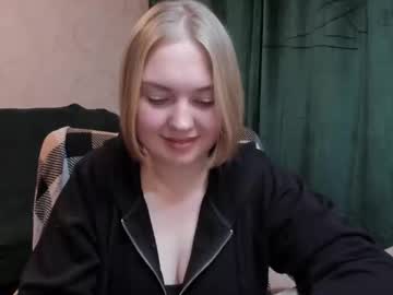 Emilywooow January 18, 2025 Chaturbate stream image