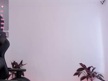 Raven__White1 January 18, 2025 Chaturbate stream image