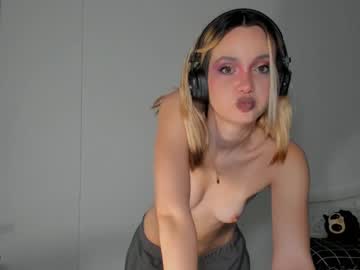 2b_ January 19, 2025 Chaturbate stream image