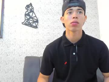 Wesley_White7 January 19, 2025 Chaturbate stream image