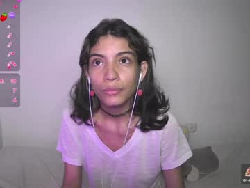Helia_N_Amy January 19, 2025 Chaturbate stream image