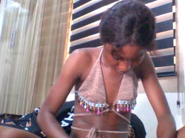 Coco_Petitqueen January 19, 2025 Chaturbate stream image