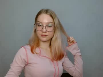 Abbymoore__ January 19, 2025 Chaturbate stream image