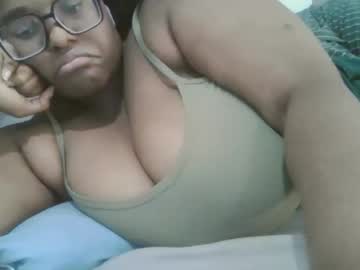 Blackqueennie January 19, 2025 Chaturbate stream image