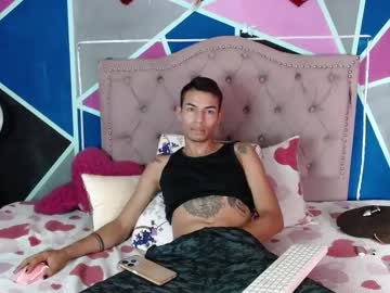 Damian_Hot14864 January 20, 2025 Chaturbate stream image