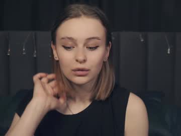 Julianaappleberry stream photo from January 20, 2025