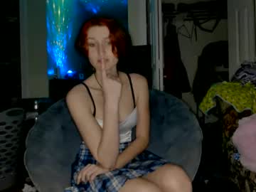 Daisy_Dobby_Dottie January 21, 2025 Chaturbate stream image