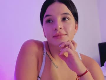 Nia_16 January 21, 2025 Chaturbate stream image