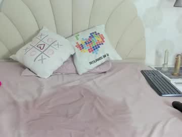Lolajazmin stream photo from January 21, 2025