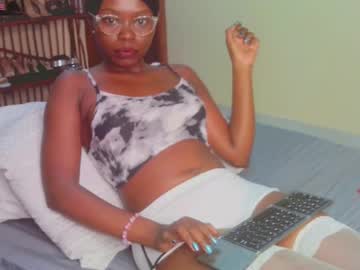 Pettitemellany January 21, 2025 Chaturbate stream image