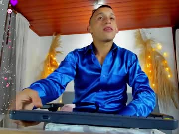 Hotblue_98 January 22, 2025 Chaturbate stream image