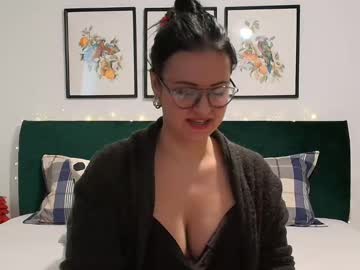 Naughtybrunettexxx January 22, 2025 Chaturbate stream image