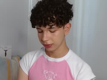 Cuddly_Twinkie January 22, 2025 Chaturbate stream image