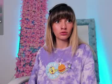 Summer_Sweet_22 January 23, 2025 Chaturbate stream image