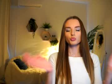 Petitegonwiild January 23, 2025 Chaturbate stream image