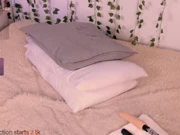 Carlymilton January 24, 2025 Chaturbate stream image