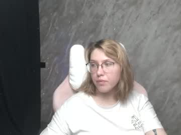 Reginasmilee stream photo from January 24, 2025