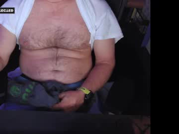 Pussyhavendad stream photo from January 24, 2025