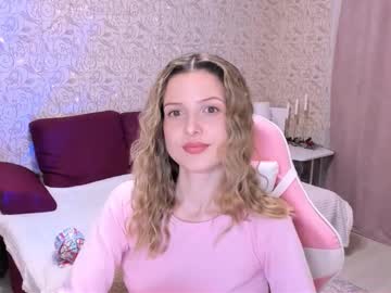 Julie_Flores stream photo from January 24, 2025