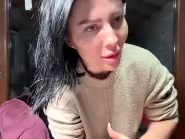 2whitediamonds January 24, 2025 Chaturbate stream image