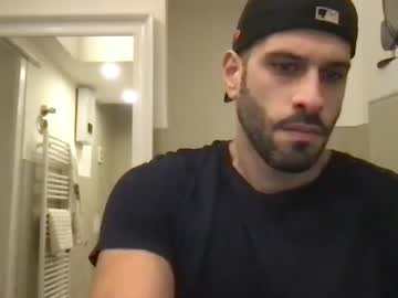 Yul32 January 24, 2025 Chaturbate stream image