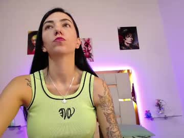 Lunazambrano18 January 24, 2025 Chaturbate stream image