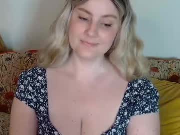 Mathilde_Solveig January 24, 2025 Chaturbate stream image