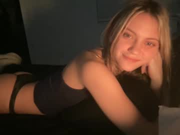 Greeneyeddream129 January 25, 2025 Chaturbate stream image