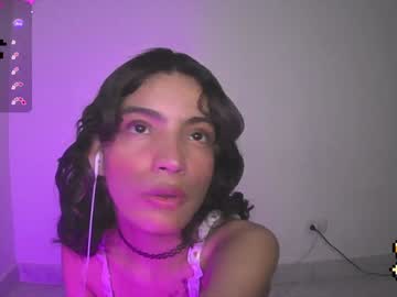 Helia_N_Amy January 26, 2025 Chaturbate stream image