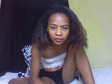 Bella193999 January 26, 2025 Chaturbate stream image
