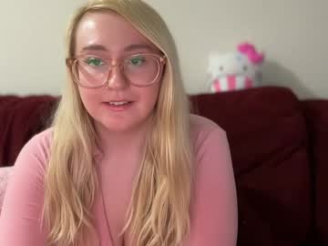 Vanillapuddingpie January 27, 2025 Chaturbate stream image